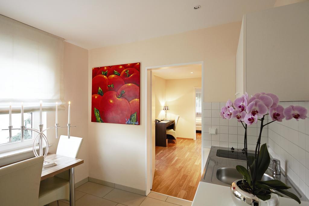 Hotel Bonjour Bad Soden am Taunus Δωμάτιο φωτογραφία