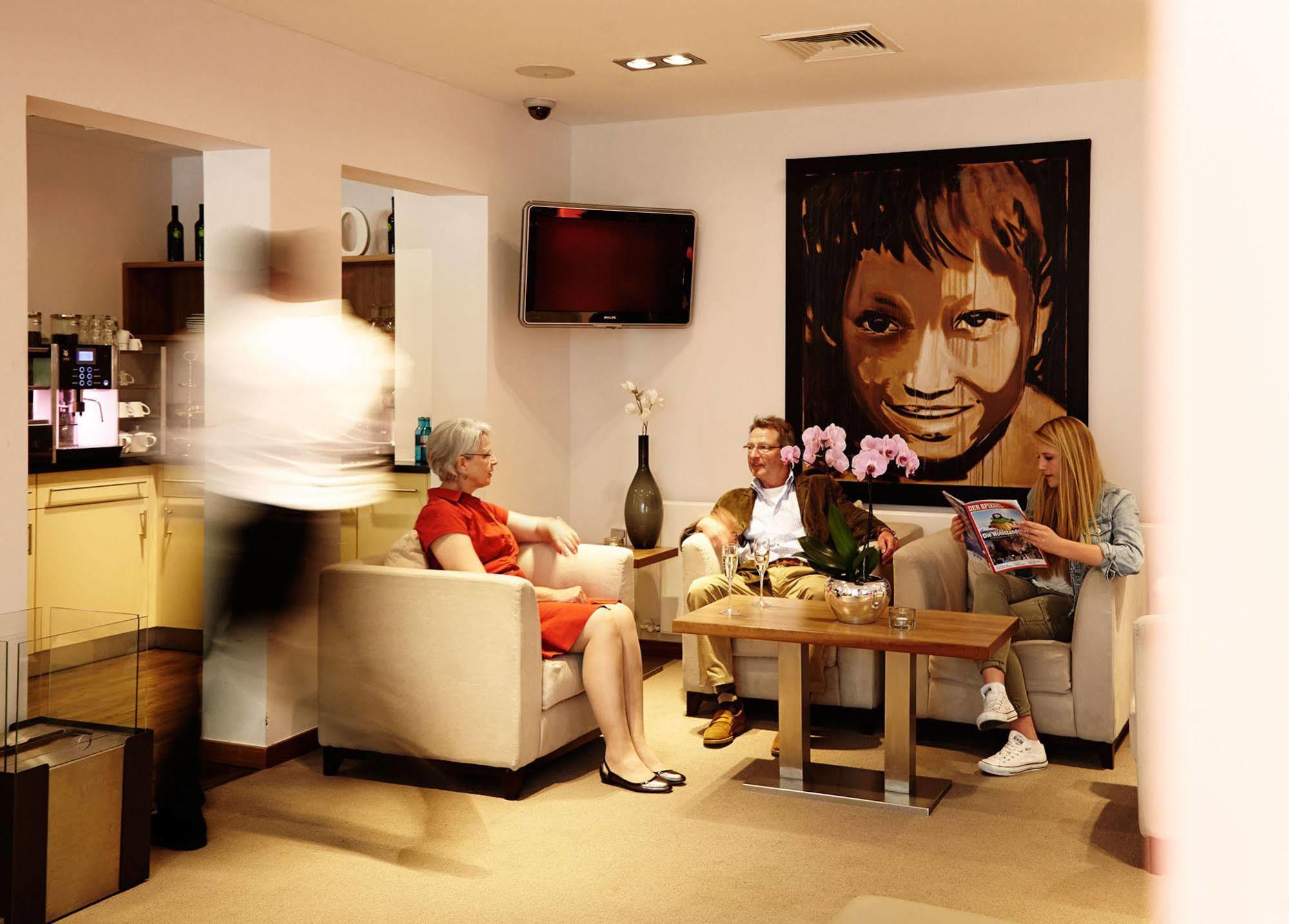 Hotel Bonjour Bad Soden am Taunus Εξωτερικό φωτογραφία