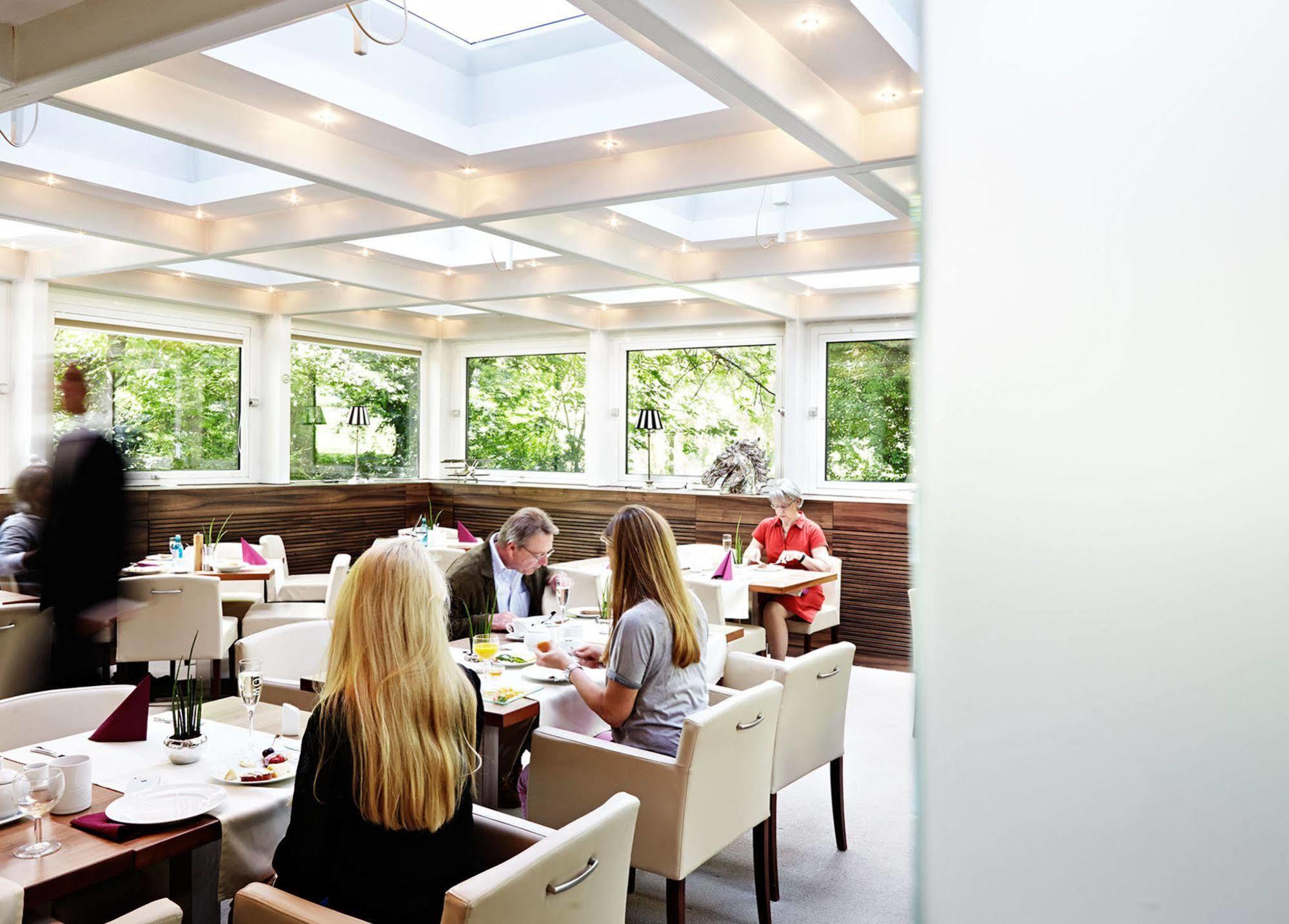 Hotel Bonjour Bad Soden am Taunus Εξωτερικό φωτογραφία